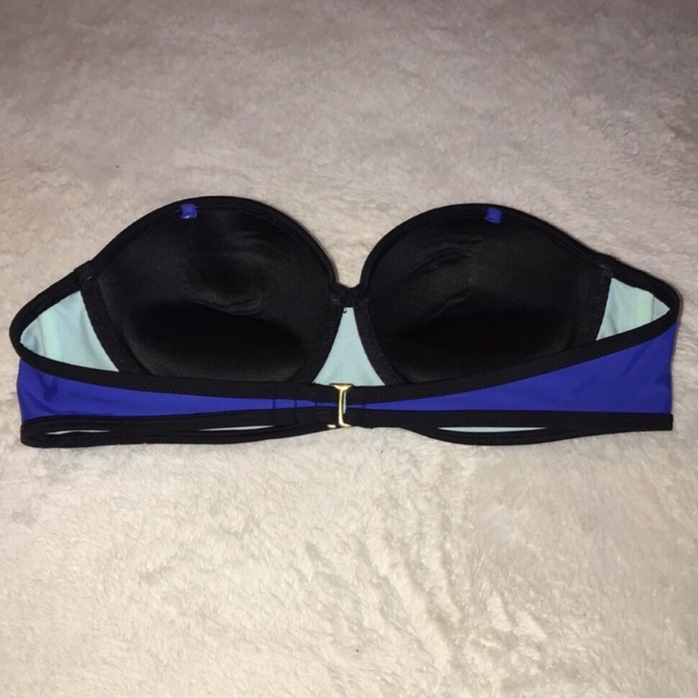 Charlotte Russe Strapless Push Up Bikini Top - Picture 3 of 5